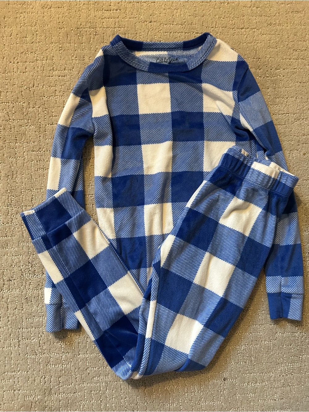 Cat and Jack cozy gingham pajamas soft 6